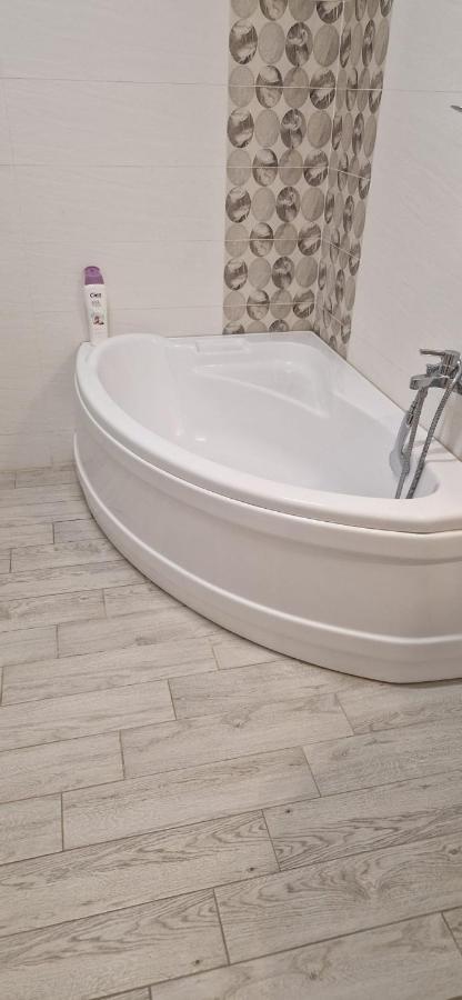 Apartament Militari Residence Roşu Zewnętrze zdjęcie